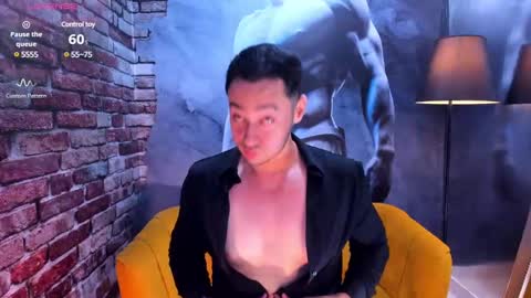 Snapshot of salvatore_costa chatting on January 28, 4:41 pm Salvatore online show from January 28, 4:41 pm