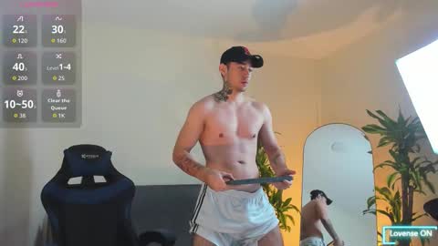 Snapshot of salvatore_costa chatting on October 19, 6:25 am Salvatore online show from October 19, 6:25 am