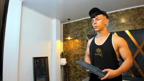 SALVATORE online show from January 20, 11:13 am