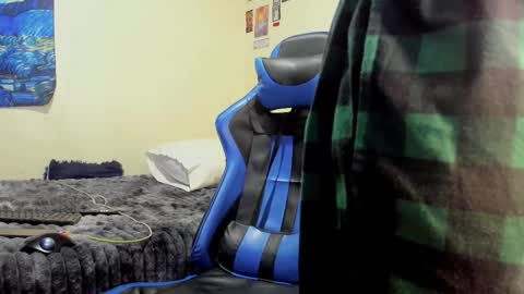   online show from October 24, 1:13 am