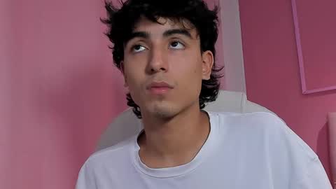 Snapshot of salvatore_monterey chatting on January 31, 9:26 pm salvatore online show from January 31, 9:26 pm