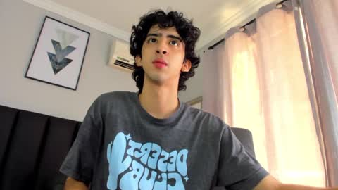 Snapshot of salvatore_monterey chatting on February 28, 2:09 pm salvatore online show from February 28, 2:09 pm