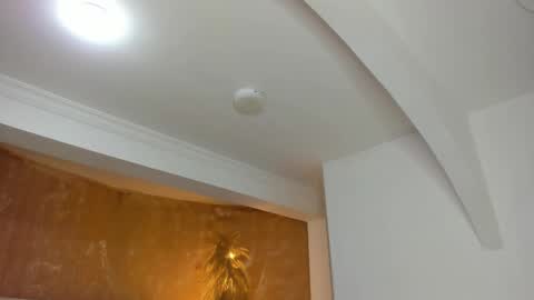 Snapshot of salvatore_monterey chatting on February 28, 8:21 pm salvatore online show from February 28, 8:21 pm