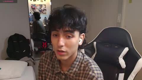 salvatore_montt online show from March 11, 4:32 am