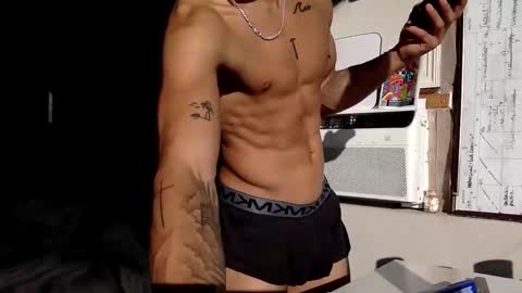 Snapshot of sam9826wh chatting on December 1, 4:29 pm sam9826wh online show from December 1, 4:29 pm