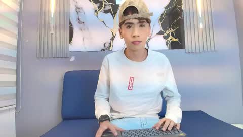 Snapshot of sam_cody chatting on January 7, 2:41 pm SAM online show from January 7, 2:41 pm