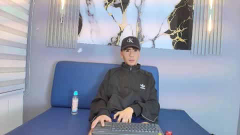 Snapshot of sam_cody chatting on January 12, 12:54 pm SAM online show from January 12, 12:54 pm