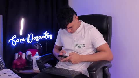 Snapshot of sam_dosantos chatting on December 8, 3:53 am llll sammu llll online show from December 8, 3:53 am