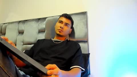 SAM online show from December 21, 11:06 am