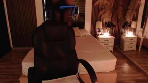 SAM MANSON online show from March 13, 12:12 pm