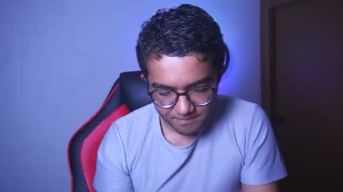 SAMUEL THOMPSON online show from February 23, 6:27 pm