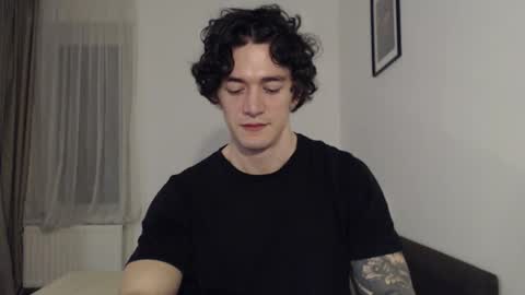 Sam online show from December 19, 1:23 am