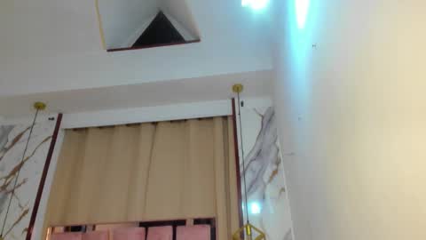 samaelandlilitt online show from November 15, 9:50 am