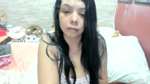 samanta1013 online show from July 1, 6:26 am
