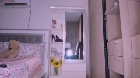 carolina online show from February 25, 2:03 am