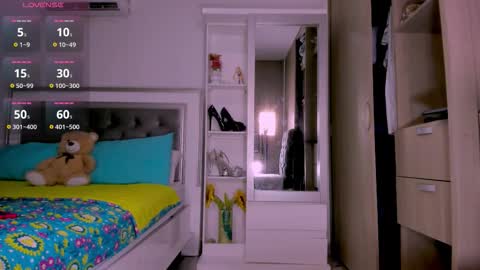 carolina online show from October 18, 1:30 am