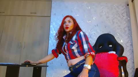 Snapshot of samanta_brownn_ chatting on December 30, 11:59 am samanta online show from December 30, 11:59 am