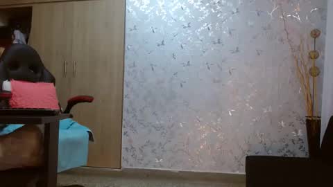 Snapshot of samanta_brownn_ chatting on January 28, 11:49 am samanta online show from January 28, 11:49 am
