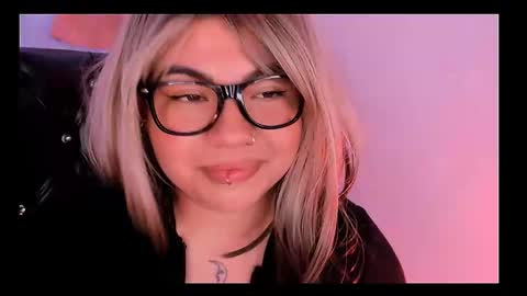 Snapshot of samanta_cutee1 chatting on February 28, 7:46 pm SAMANTA online show from February 28, 7:46 pm