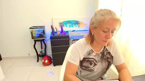 Samanta Stone online show from October 20, 6:52 pm