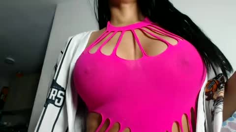 Snapshot of samanta_xi chatting on June 23, 12:25 pm samanta online show from June 23, 12:25 pm