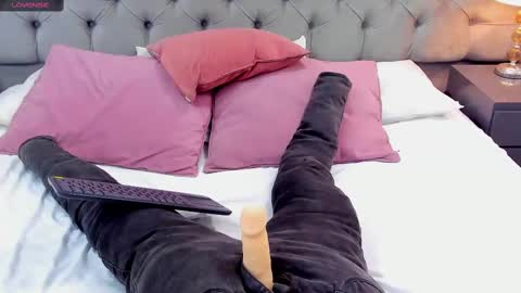 Samantaa G online show from March 3, 1:42 pm