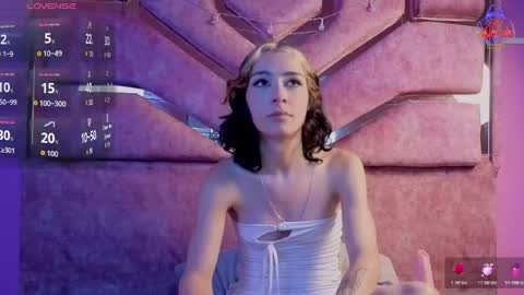 samantaa_liov online show from April 15, 7:58 pm