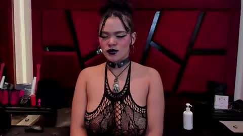 Snapshot of samantablake chatting on November 21, 8:51 pm Samanta online show from November 21, 8:51 pm