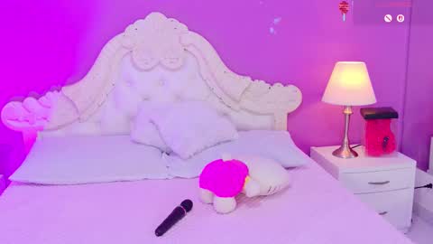 samantakane online show from February 11, 4:28 am