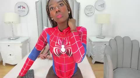 Samanta online show from October 11, 7:45 pm