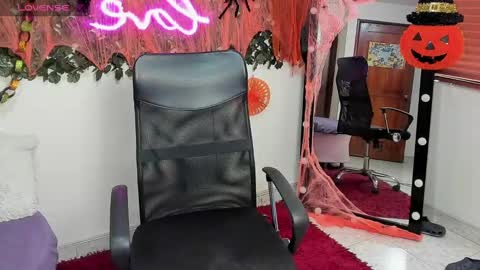 samantaortiz_ online show from October 29, 8:21 pm