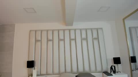 SAMANTA  online show from September 20, 1:39 am