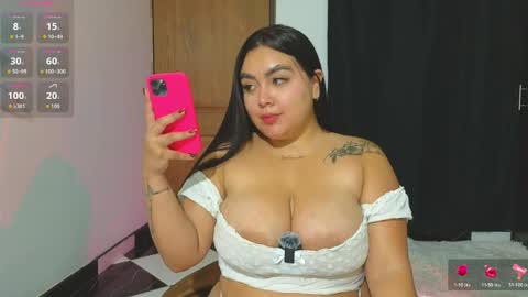 S A M A N T A   online show from April 8, 10:48 am