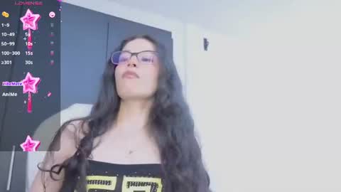 Snapshot of samantha_blow chatting on June 17, 2:14 am samantha_blow online show from June 17, 2:14 am
