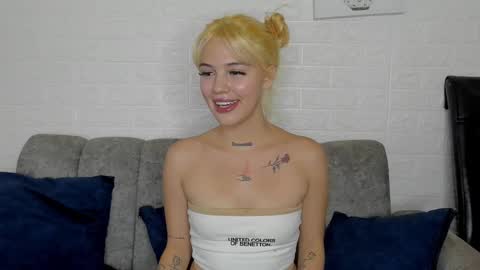 samantha_browwnn online show from January 27, 1:05 am