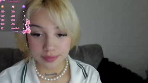 samantha_browwnn online show from February 17, 8:26 pm