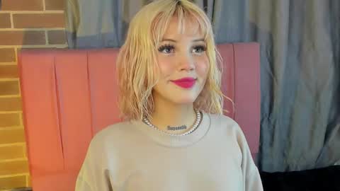 samantha_browwnn online show from February 6, 7:39 pm