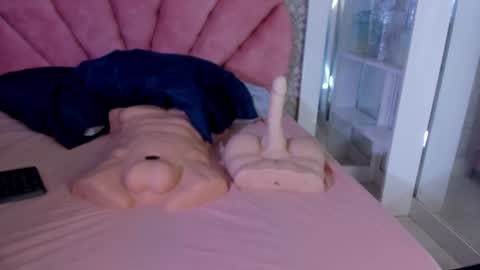 Sammy  online show from January 9, 1:13 pm