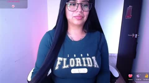Snapshot of samantha_devil_ chatting on April 22, 9:05 pm Samanta online show from April 22, 9:05 pm