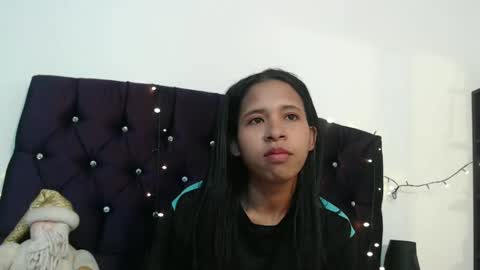 lizzy online show from December 24, 4:22 am