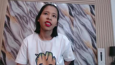 lizzy online show from November 10, 5:45 pm