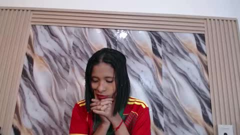 lizzy online show from November 27, 1:40 am