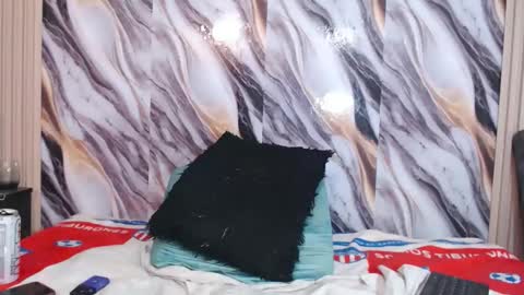 lizzy online show from March 28, 4:17 pm