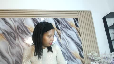 Snapshot of samantha_fox_squirt chatting on June 30, 4:52 pm lizzy online show from June 30, 4:52 pm