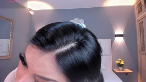  Samanthaa online show from October 4, 11:30 am