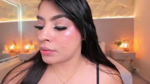 Snapshot of samanthaa_22_ chatting on July 15, 11:37 am Samanthaa online show from July 15, 11:37 am