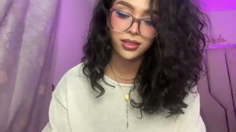 Snapshot of samanthabernardo_ chatting on July 12, 11:29 pm Samantha Bernardo online show from July 12, 11:29 pm