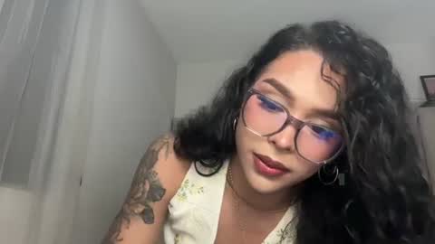 Snapshot of samanthabernardo_ chatting on July 24, 2:31 am Samantha Bernardo online show from July 24, 2:31 am