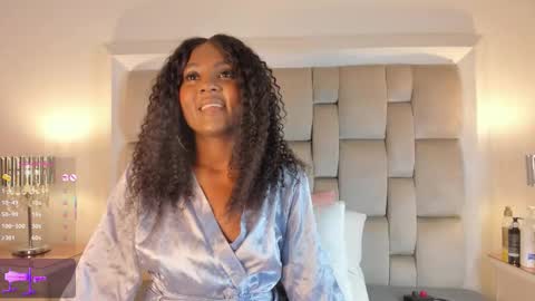 Samantha online show from January 8, 3:42 am