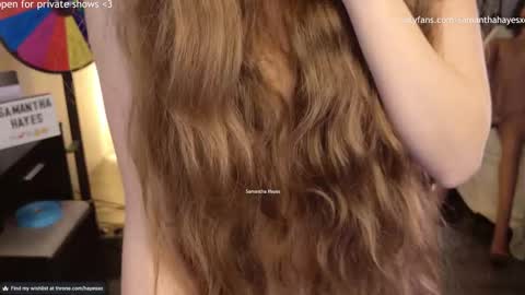 Snapshot of samanthahayesxoxo chatting on December 10, 10:26 pm The Real Samantha Hayes haha online show from December 10, 10:26 pm